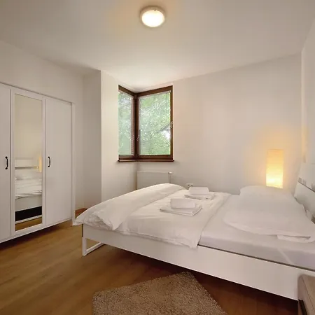 Short By Ambiente Hotel Bratislava
