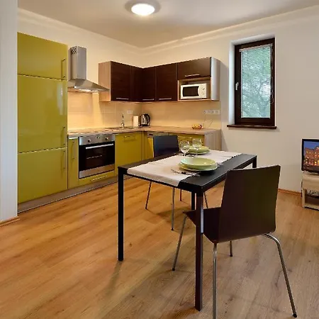 Short By Ambiente Hotel Bratislava
