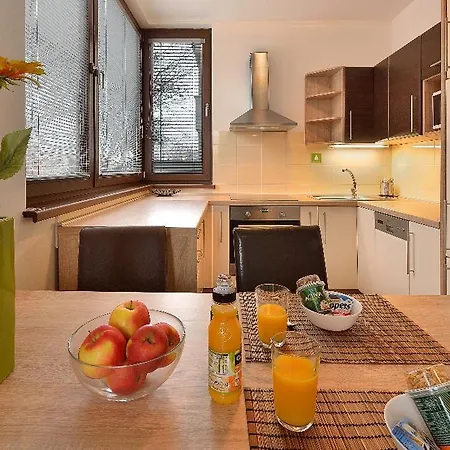 Hotel Short By Ambiente 3*