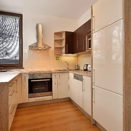 Hotel Short By Ambiente 3*