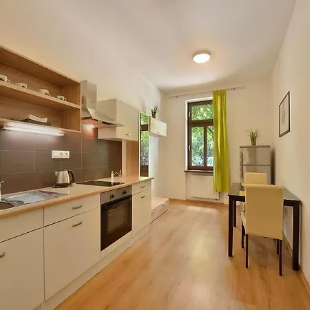 Short By Ambiente Hotel 3*